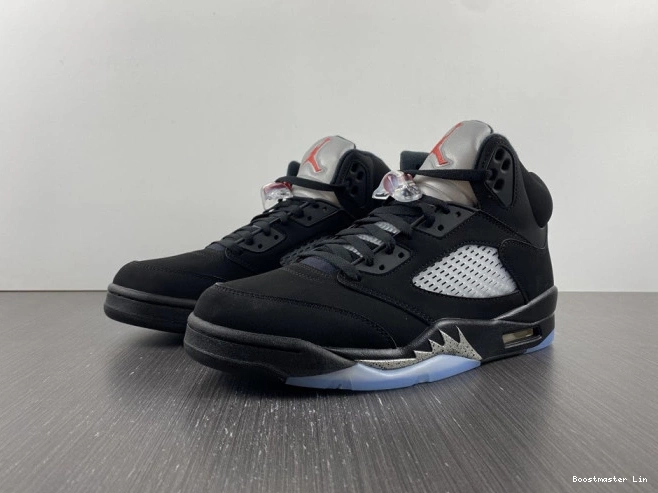 Bmlin (2016) Metallic 845035-003 Retro Black Jordan 5 0729